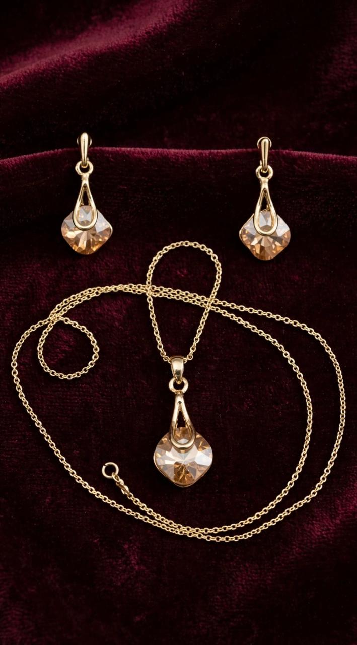 CHAMPAGNE CRYSTAL TEARDROP PENDANT SET