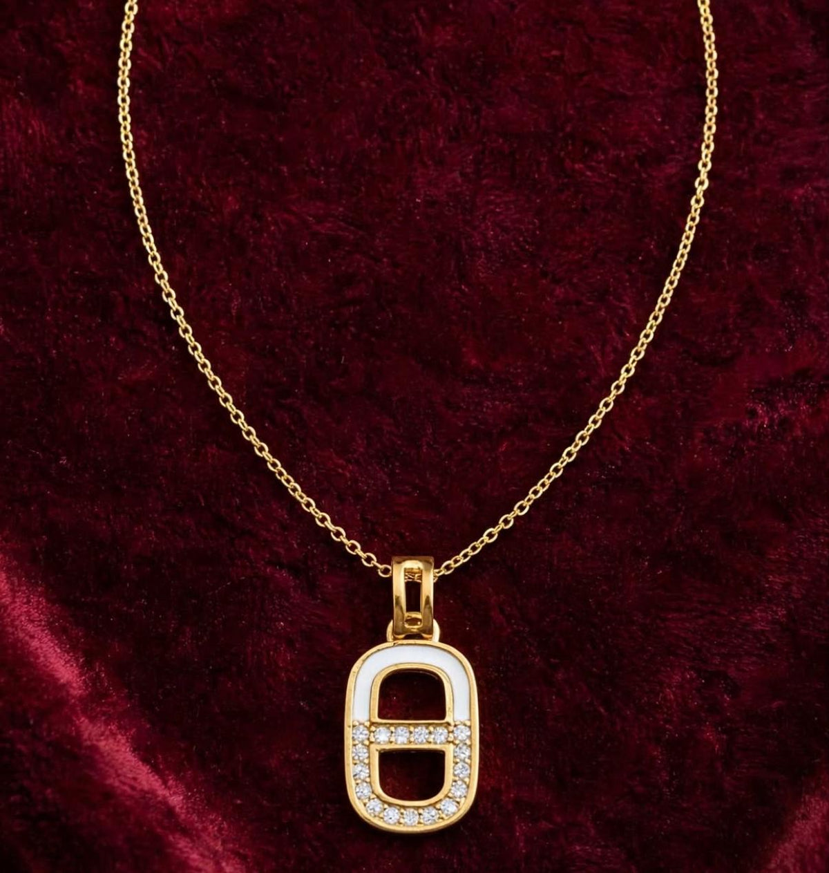 LUXE WHITE ENAMEL PENDANT NECKLACE