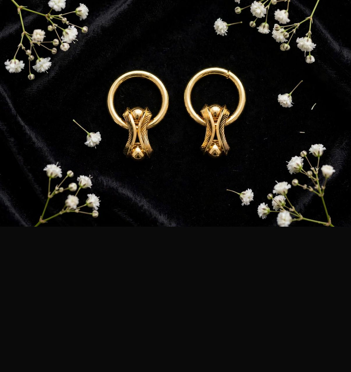 DRAPE HOOP GOLD EARRING
