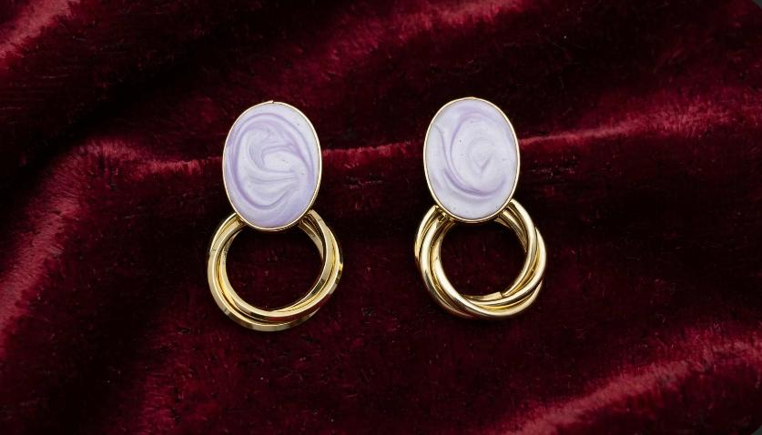 LAVENDER SWIRL OVAL DROPS EARRINGS